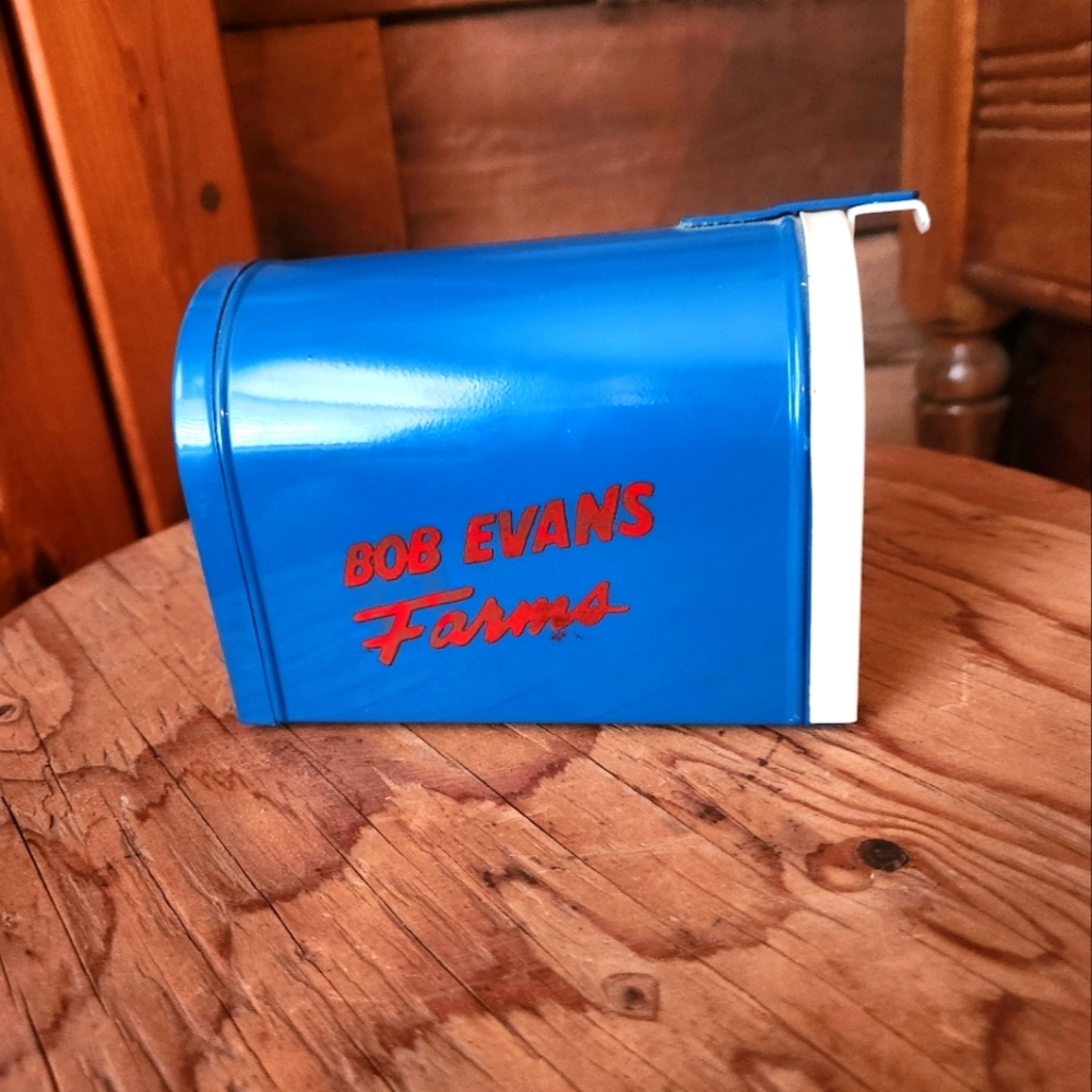 BOB EVANS METAL MAILBOX COIN BANK